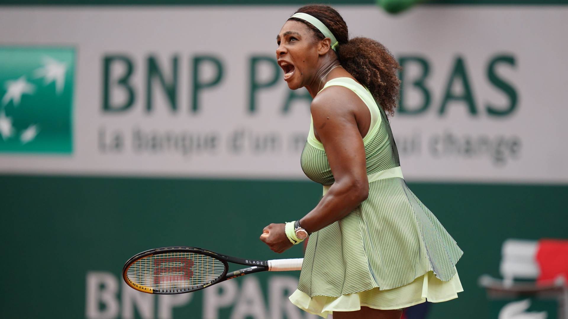 Serena Williams celebrates her victory in the third round of the French Open; Credit: Twitter@rolandgarros