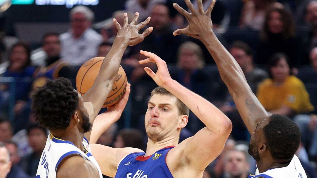 Denver Nuggets Vs Golden State Warriors: Jokic Stars In Nuggets Win