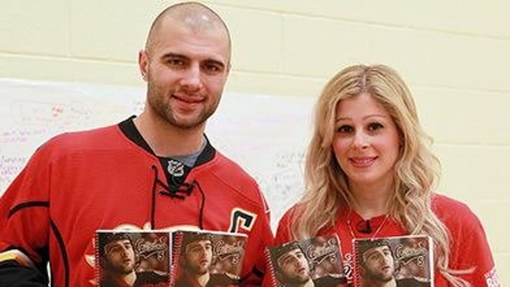 My girlfriend thinks Mark Giordano looks like a meerkat and I gotta say ...