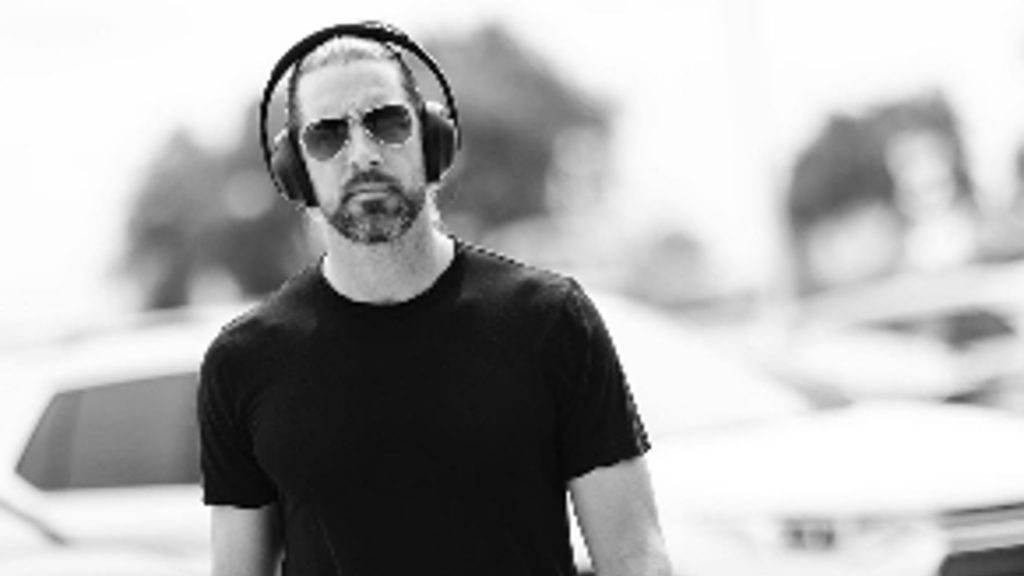 What is Aaron Rodgers networth, salary, and brand endorsement?