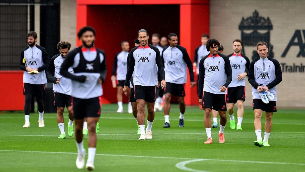 Liverpool news Why Adrian signed a new contract with the Reds?