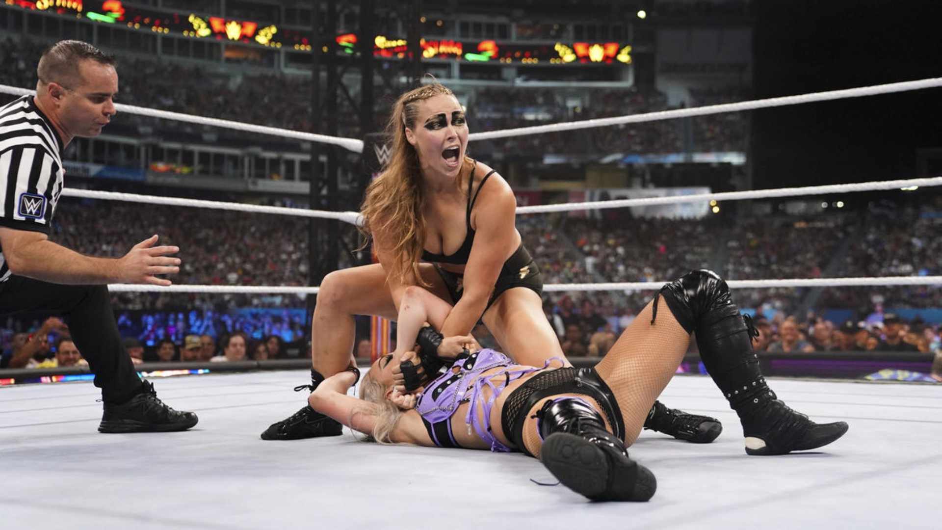 Popular MMA Fighter Wants To Join Forces With Ronda Rousey In WWE 247 