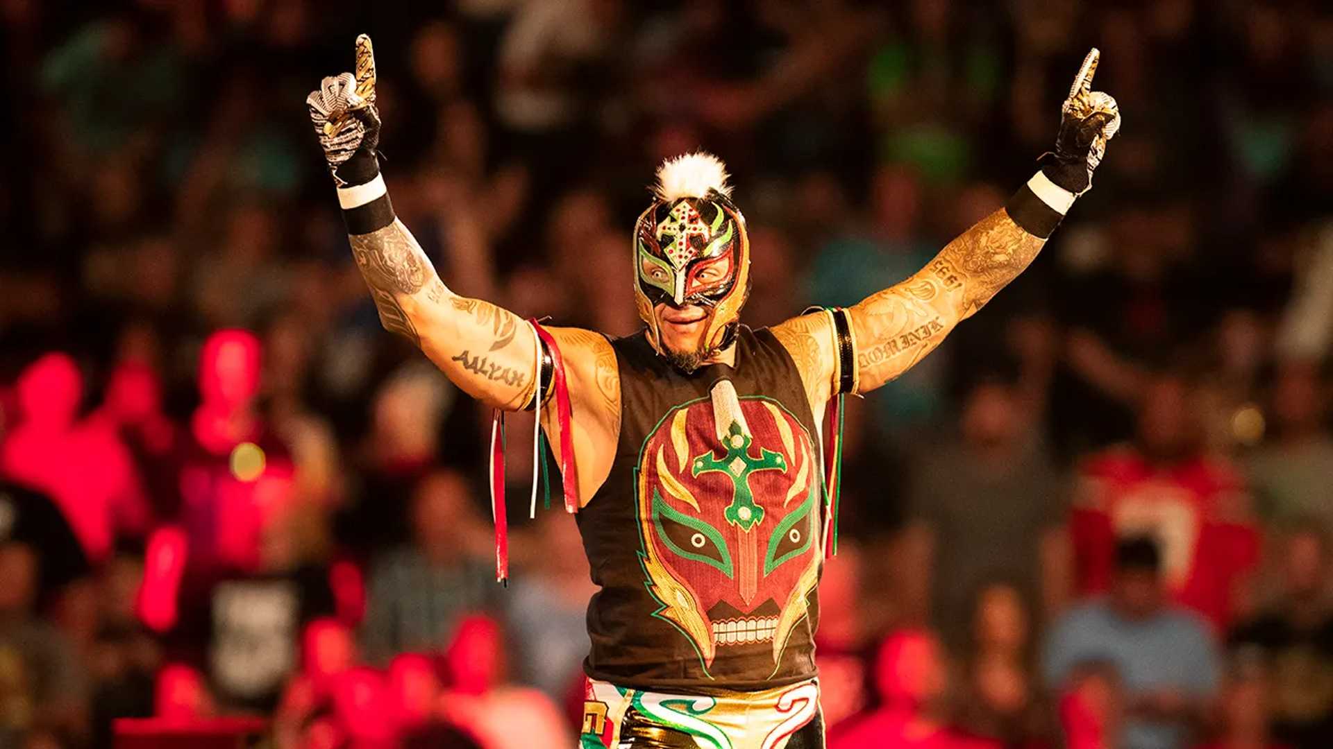 WWE Star Draws Inspiration from Rey Mysterio, Jeff Hardy, and Rob Van ...