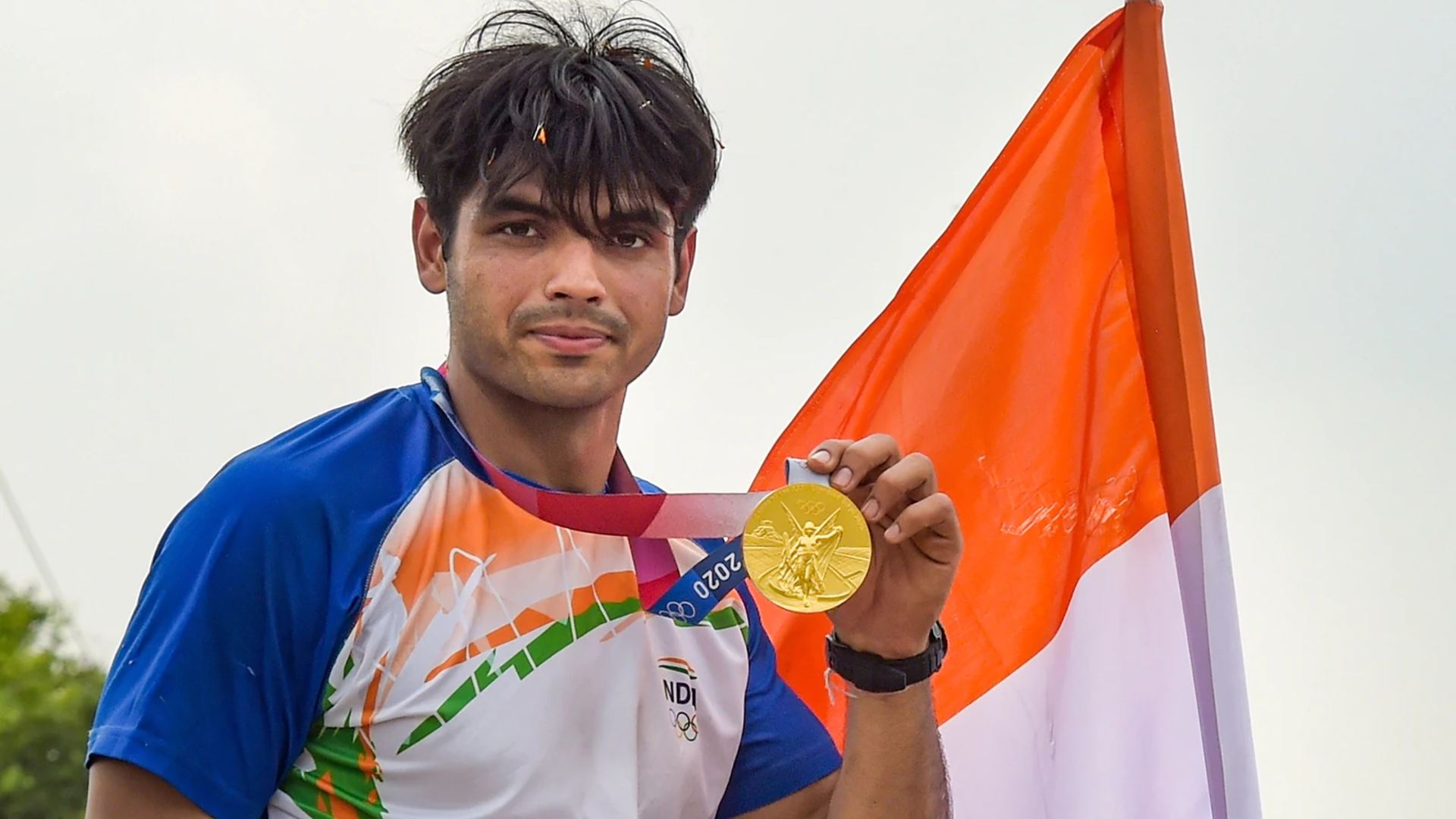 Neeraj Chopra with the gold medal (Neeraj in a file photo; Image Credits -Twitter)