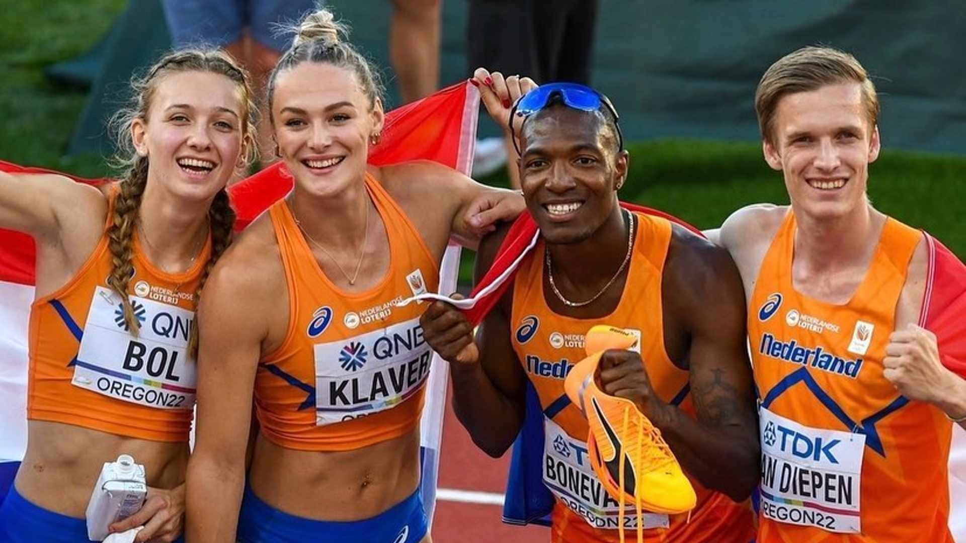 The Dutch 4 X 400m mixed relay team after winning the silver medal at the World Championships 2022 (Image Credits - Instagram/ @liekeklaver)