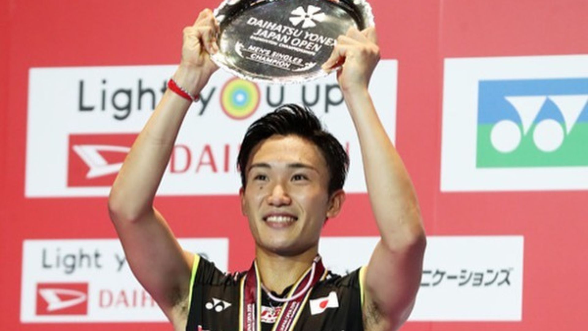 Kento Momota with the Japan Open title (Image Credits - Instagram)